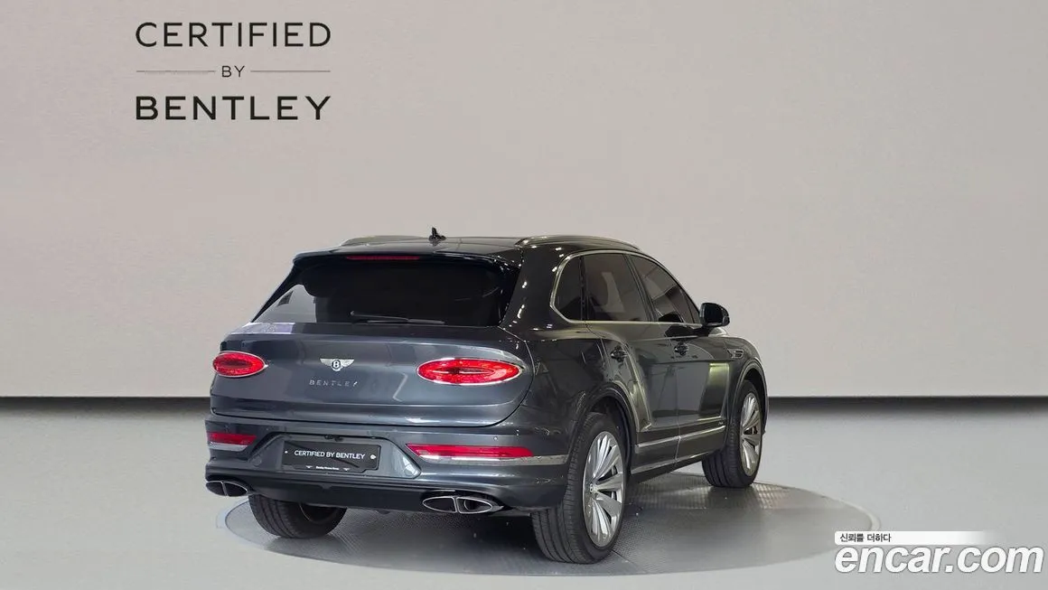 Bentley Bentayga 2023 из KR, фото 2