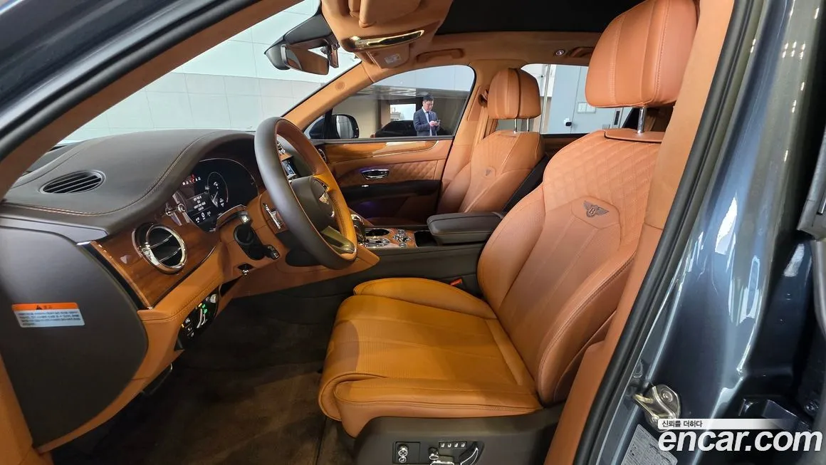 Bentley Bentayga 2023 из KR, фото 5