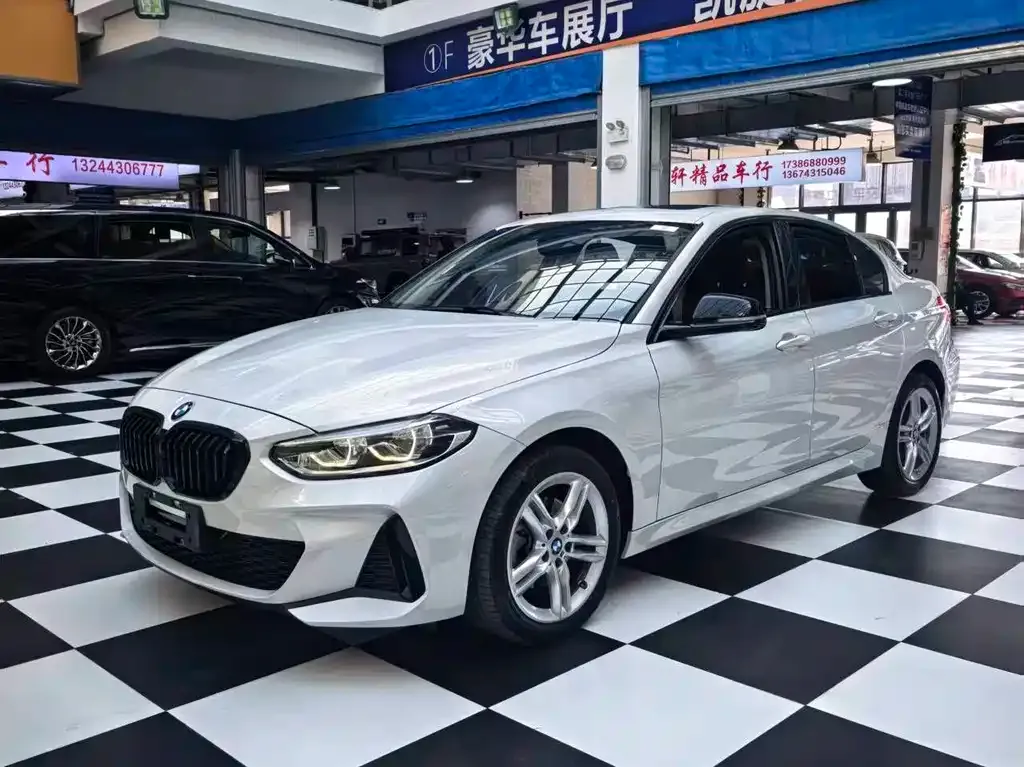 BMW 1 Series — фото 1