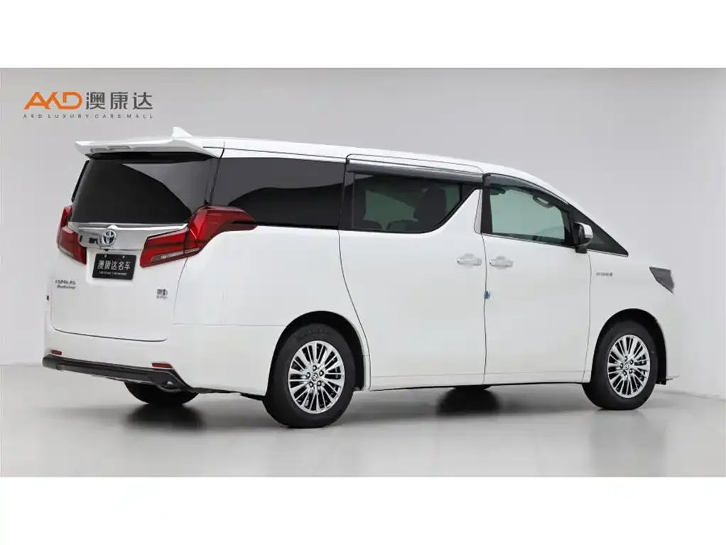 Toyota Alphard — фото 3