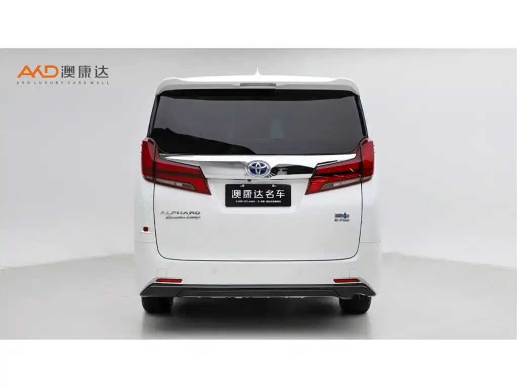 Toyota Alphard — фото 4