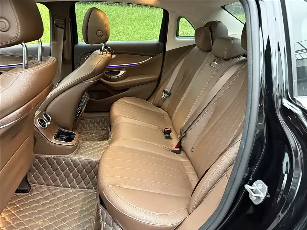 Mercedes-Benz E-Class 2023 из CN, фото 9