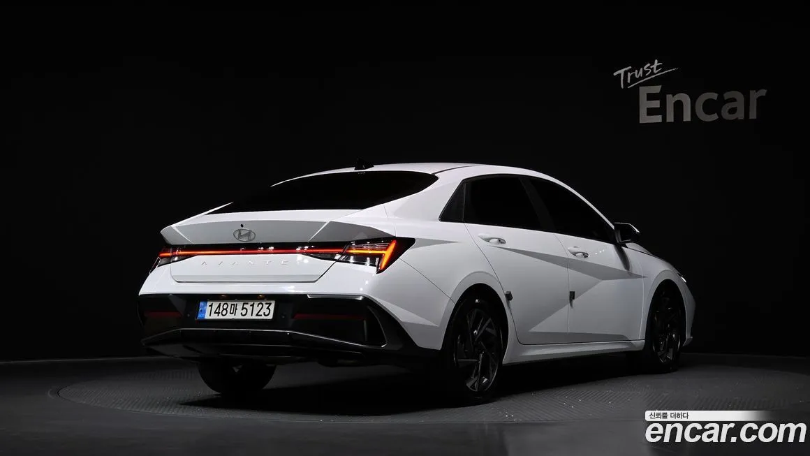 Hyundai AVANTE — фото 2
