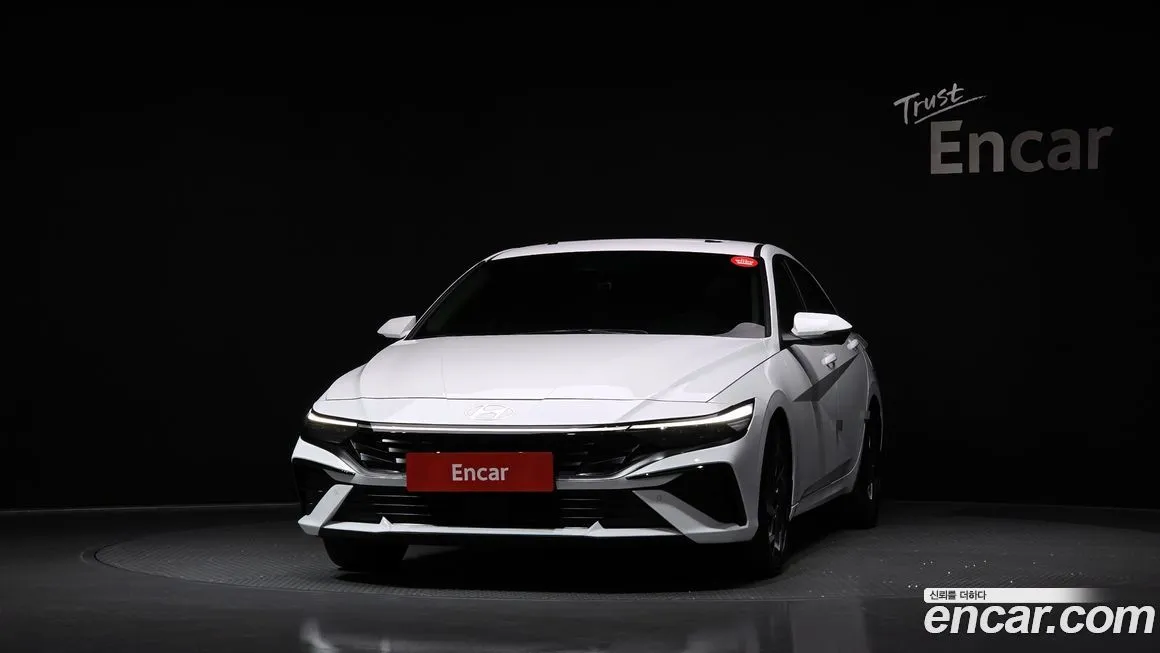 Hyundai AVANTE — фото 3