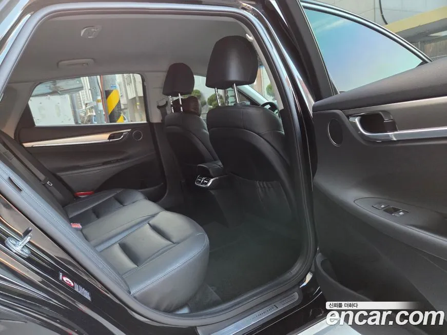 Hyundai Grandeur — фото 10