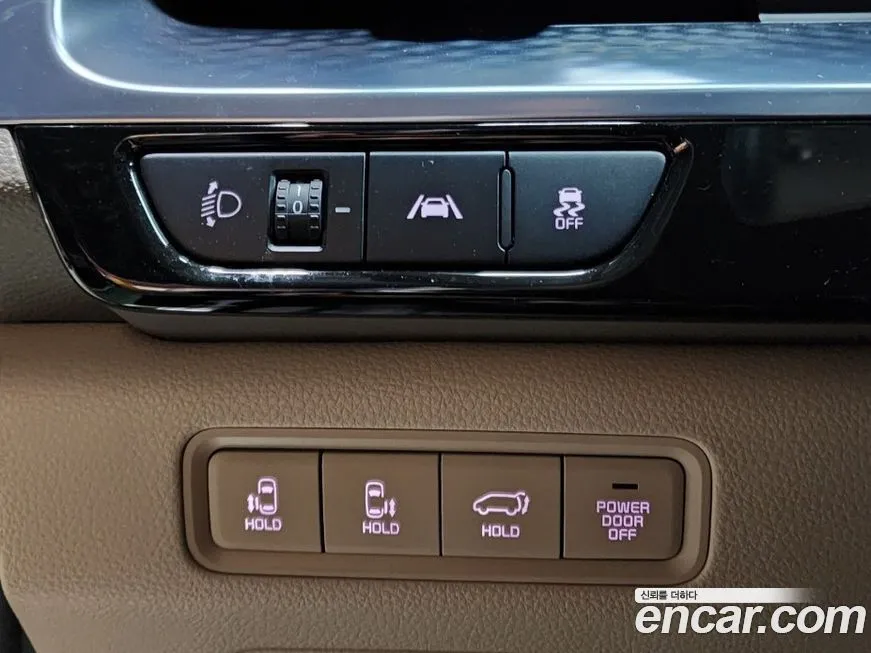 Kia Carnival — фото 10