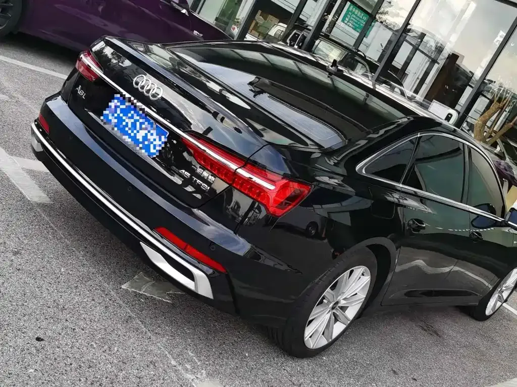 Audi A6L 2022 из CN, фото 3