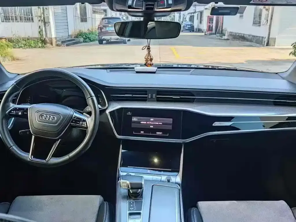 Audi A6L 2022 из CN, фото 5