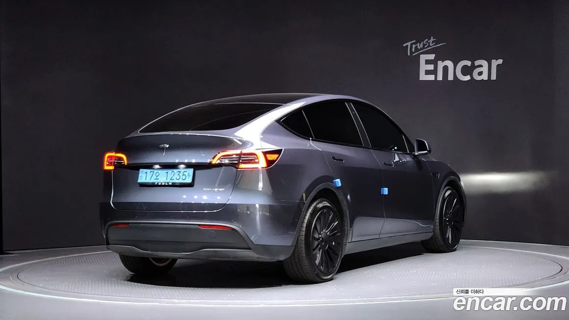 Tesla Model Y 2022 из KR, фото 2