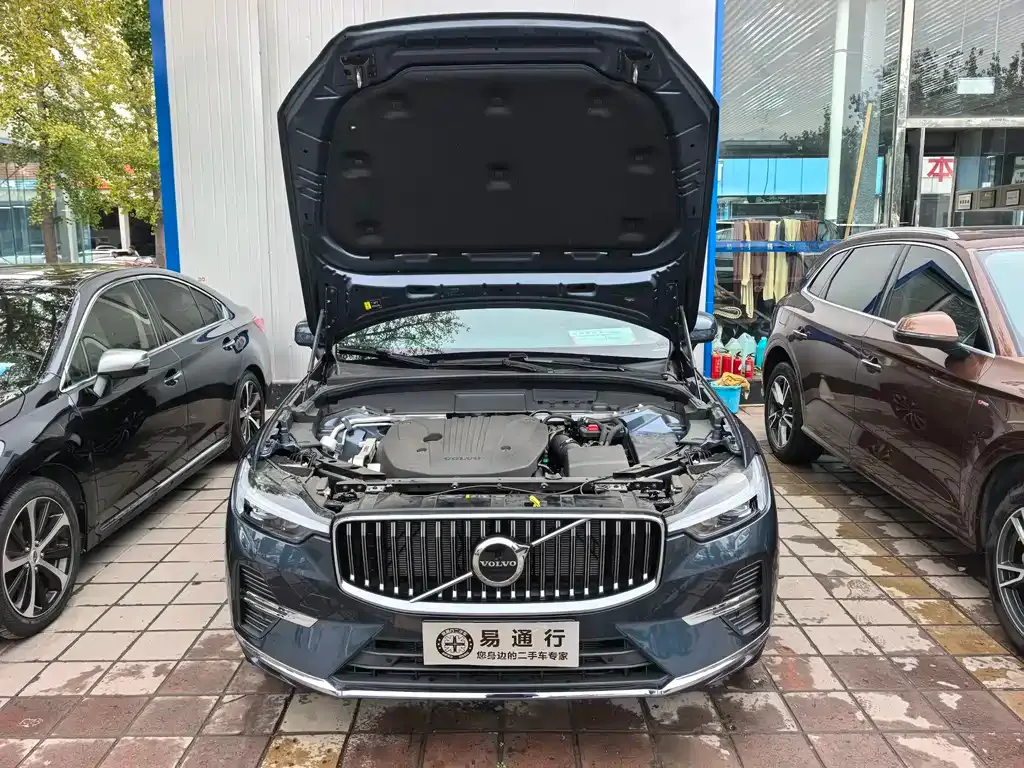 Volvo XC60 — фото 4