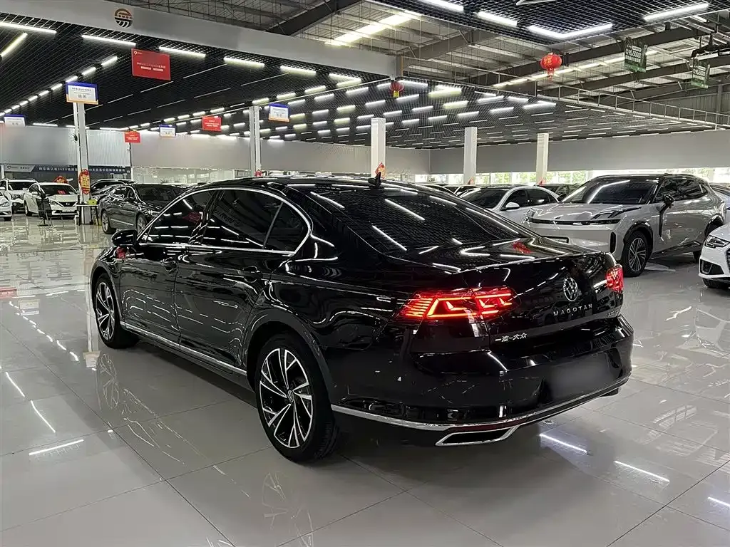 Volkswagen Magotan 2022 из CN, фото 5