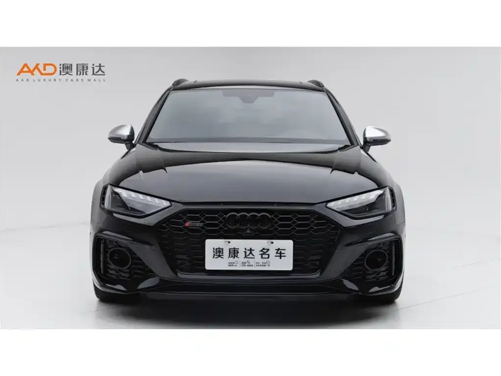 Audi RS 4 2024 из CN, фото 2