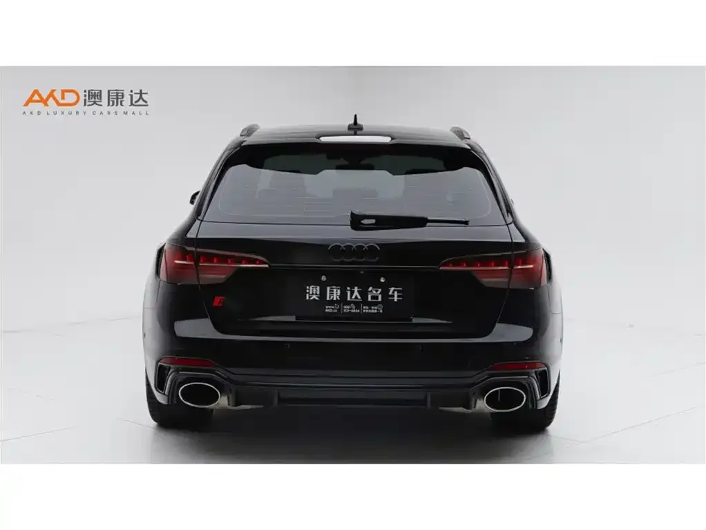 Audi RS 4 2024 из CN, фото 4