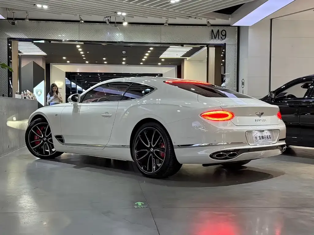 Bentley Continental — фото 4