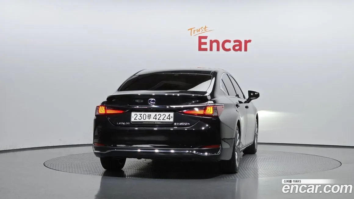Lexus ES 2021 из KR, фото 4