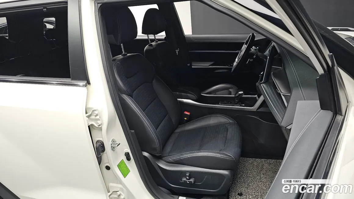 KG Mobility (Ssangyong) Torres — фото 10