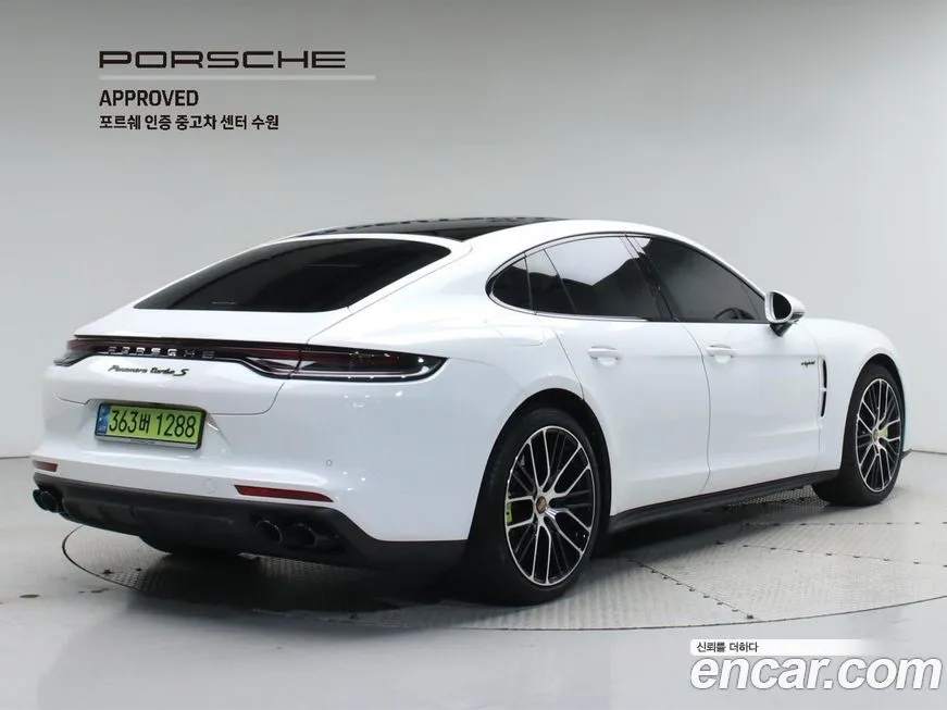 Porsche Panamera 2023 из KR, фото 2