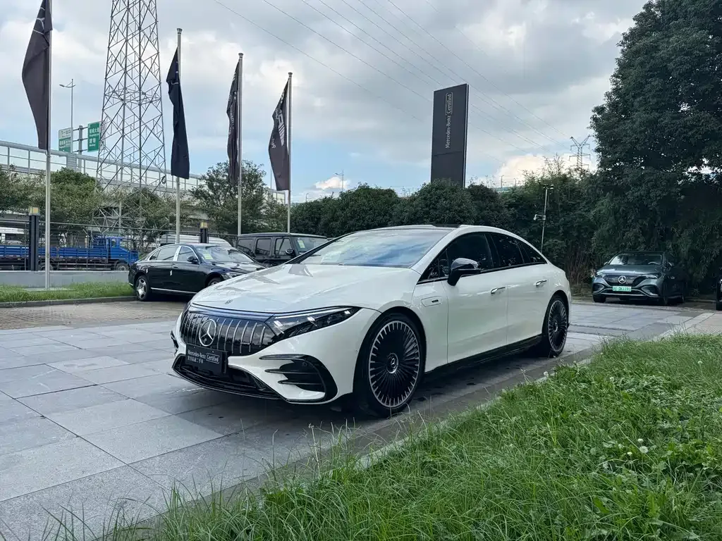 Mercedes-Benz EQS AMG