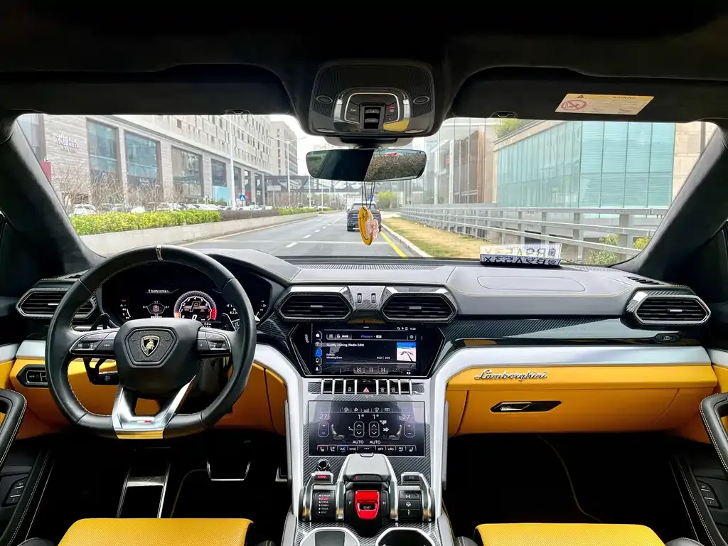 Lamborghini Urus 2021 из CN, фото 10