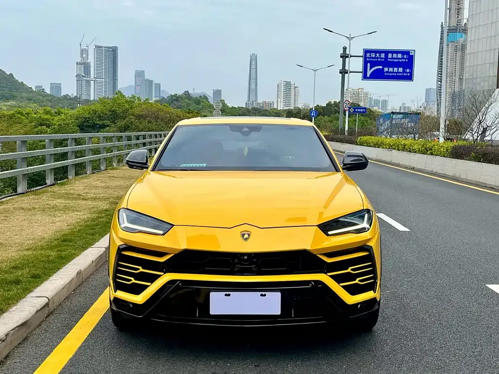 Lamborghini Urus 2021 из CN, фото 2