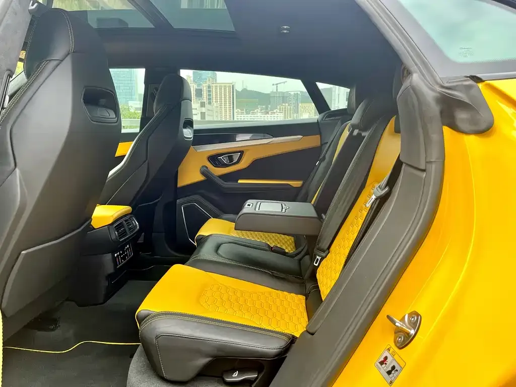 Lamborghini Urus 2021 из CN, фото 8