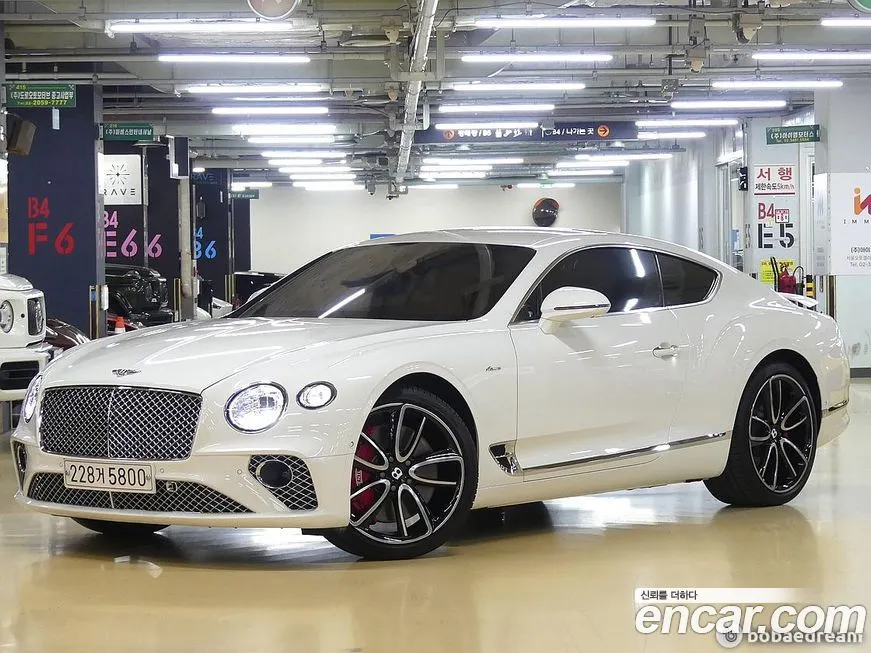 Bentley Continental 2023 из KR, фото 2