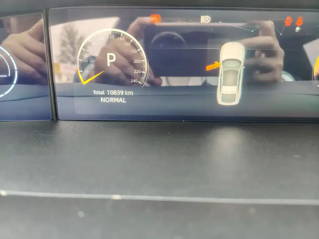 Changan UNI-V 2024 из CN, фото 7