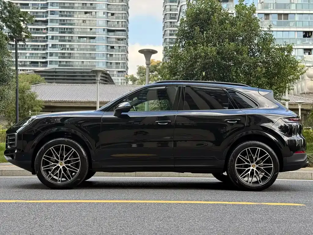 Porsche Cayenne 2024 из CN, фото 4