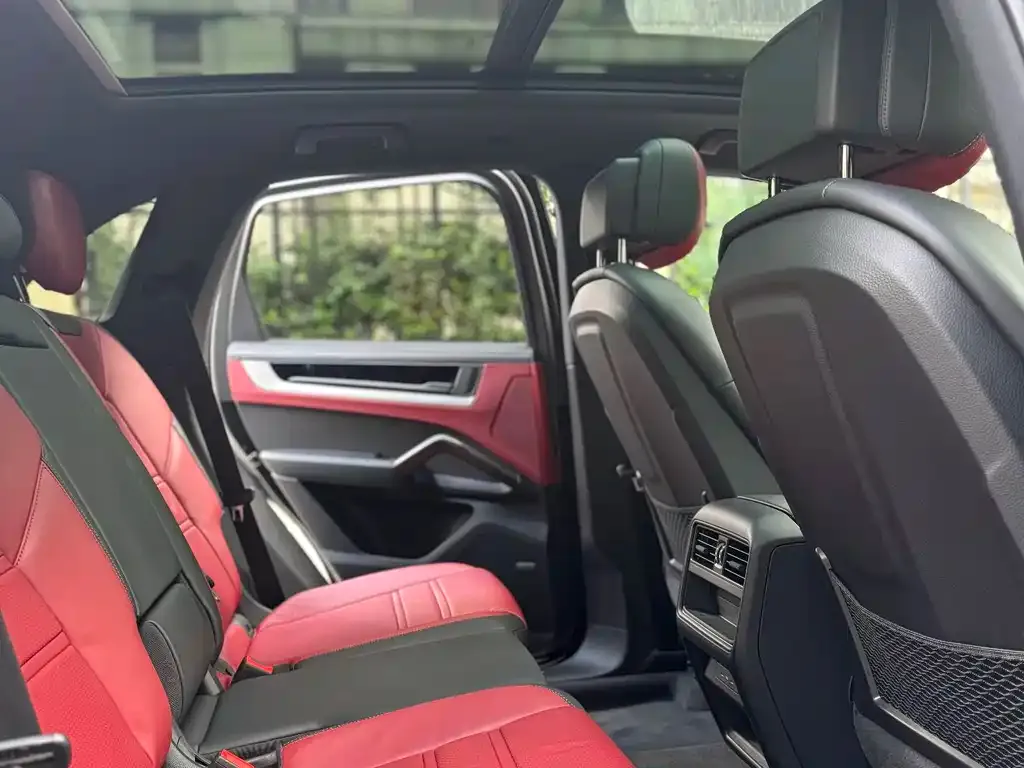 Porsche Cayenne 2024 из CN, фото 9