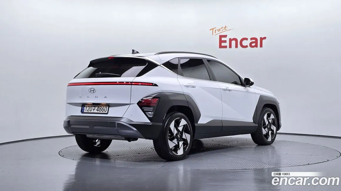 Hyundai Kona — фото 2