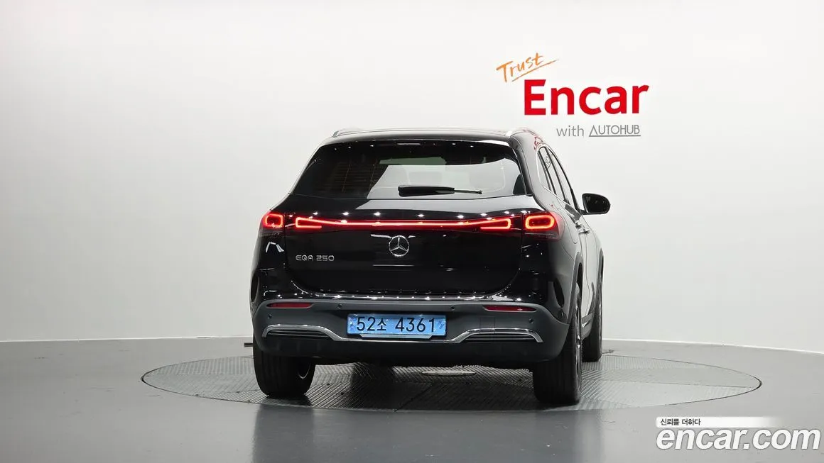 Mercedes-Benz EQA — фото 4