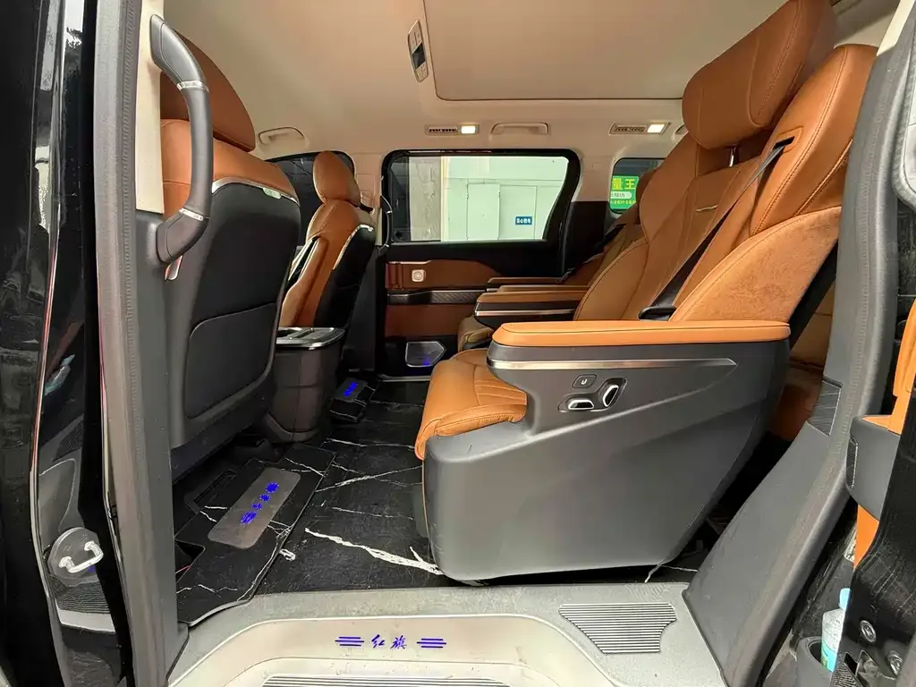 Hongqi HQ9 2023 из CN, фото 5
