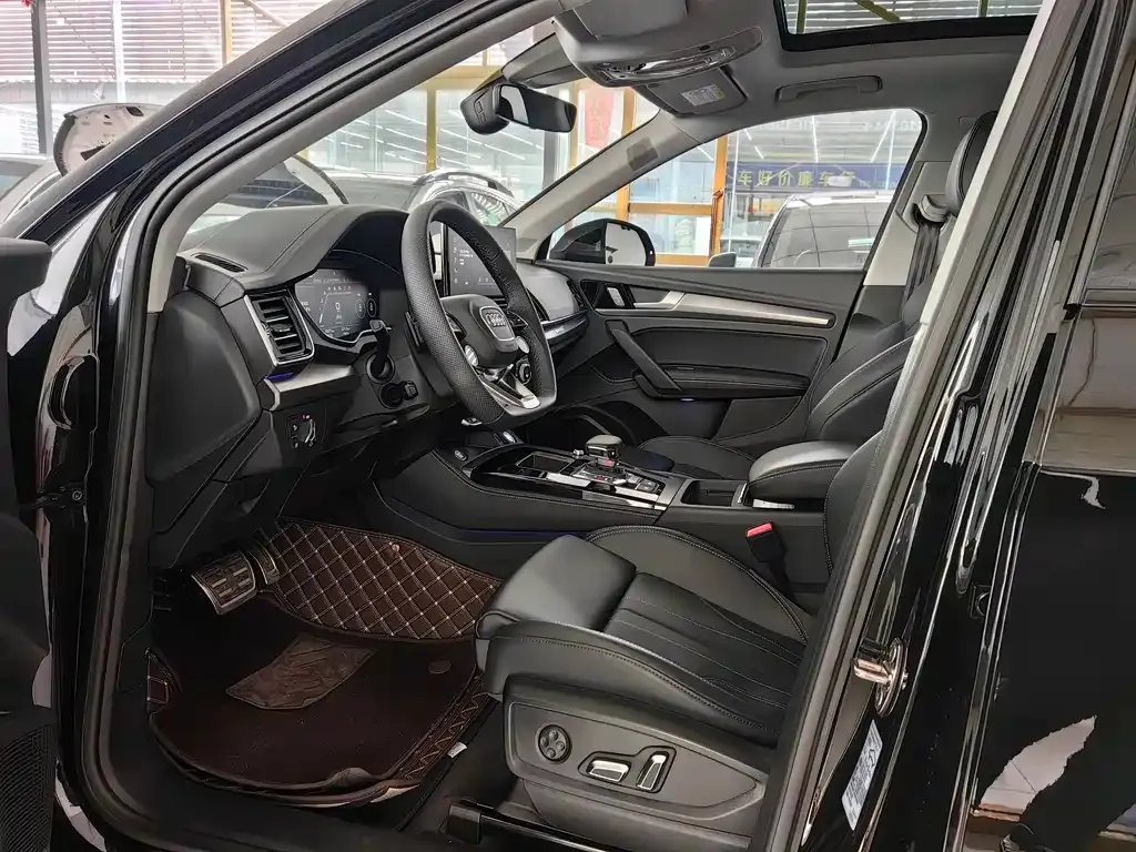 Audi Q5L 2024 из CN, фото 9