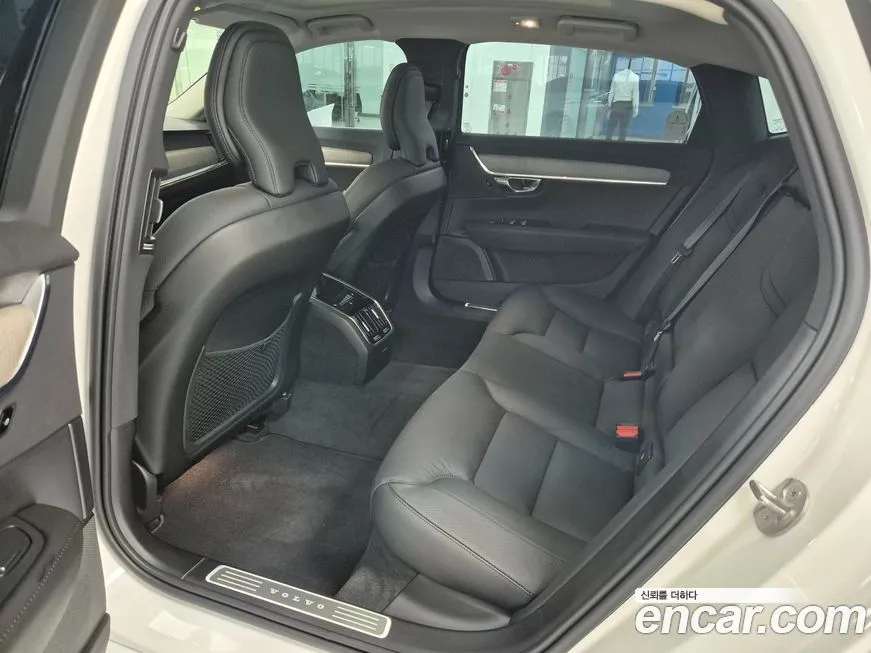 Volvo S90 2025 из KR, фото 10