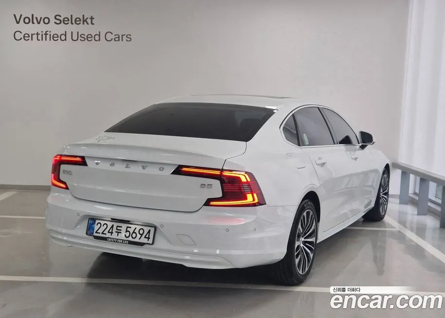 Volvo S90 2025 из KR, фото 4