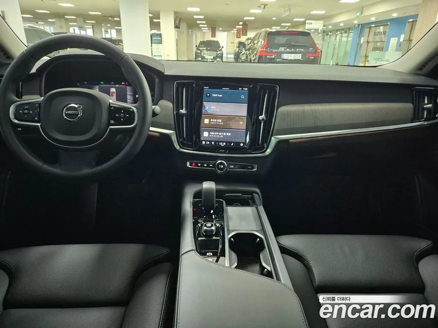 Volvo S90 2025 из KR, фото 6