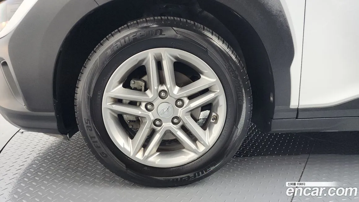 Hyundai Kona 2021 из KR, фото 5