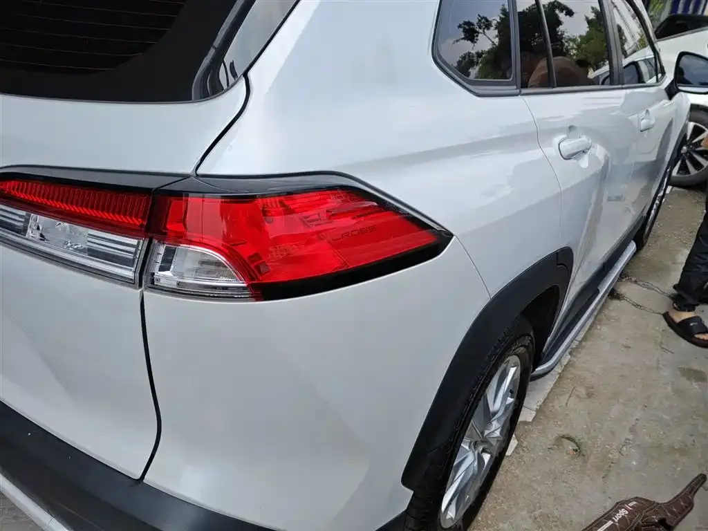 Toyota Corolla Cross 2024 из CN, фото 8