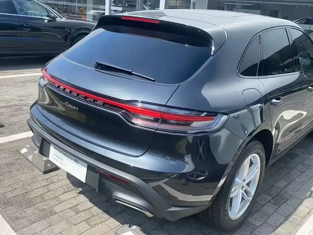 Porsche Macan 2024 из CN, фото 2
