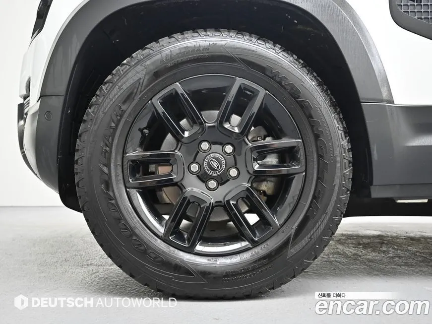 Land Rover Defender 2022 из KR, фото 5