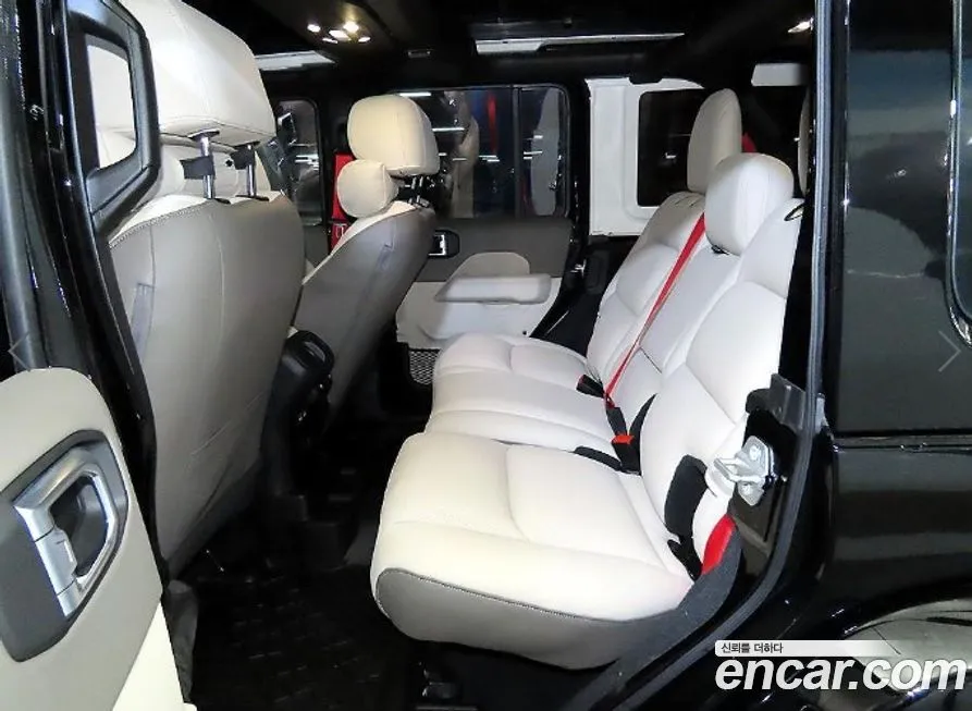 Jeep Wrangler 2021 из KR, фото 7