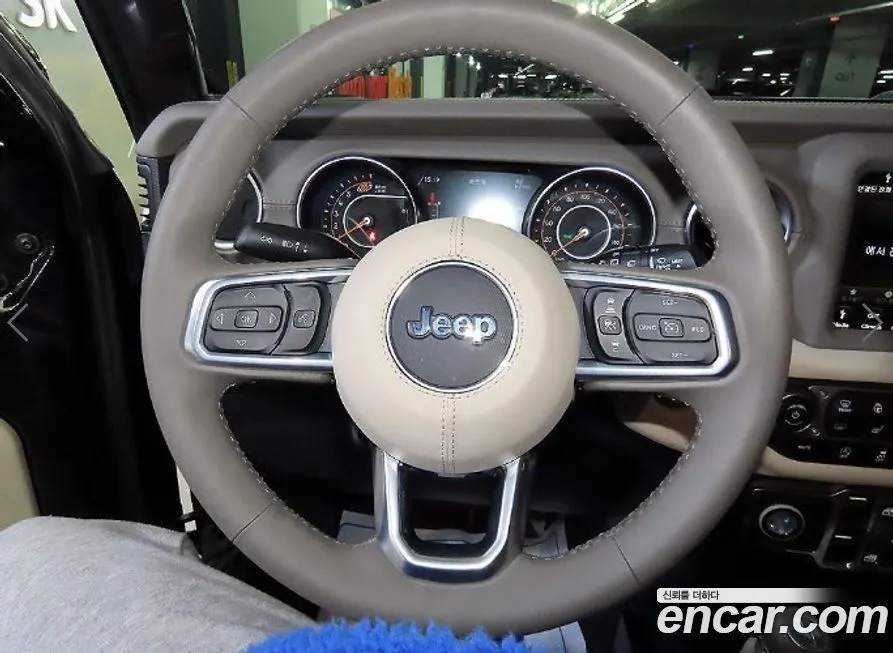 Jeep Wrangler 2021 из KR, фото 8