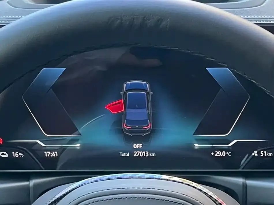 BMW i3 2023 из CN, фото 5