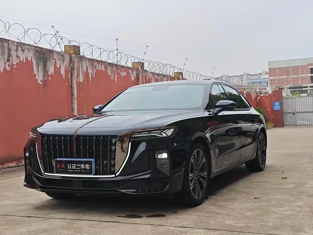 Hongqi H9 — фото 1