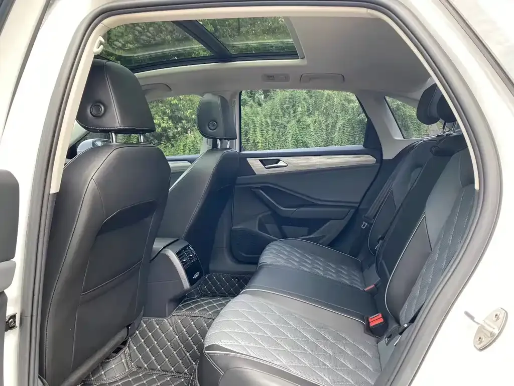 Volkswagen Sagitar 2022 из CN, фото 6
