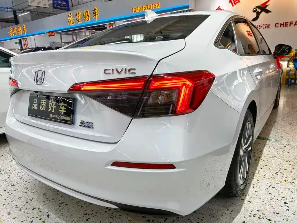Honda Civic — фото 4