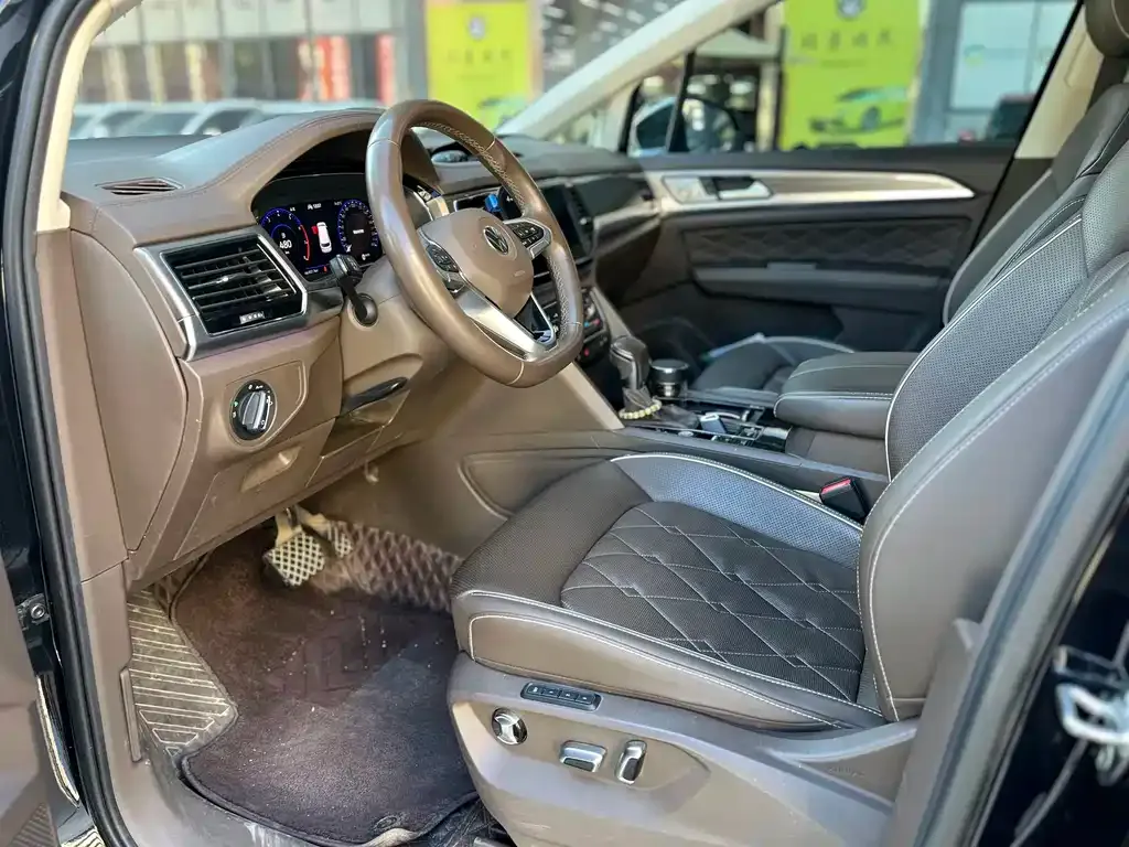 Volkswagen Viloran 2021 из CN, фото 4