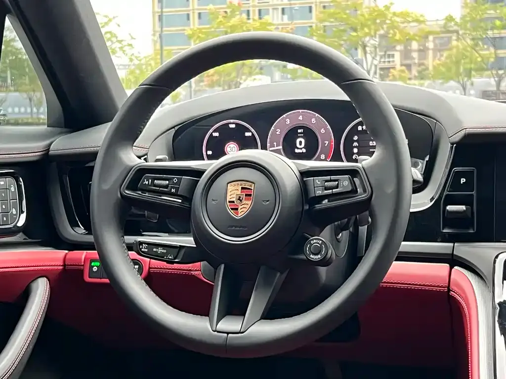 Porsche Panamera — фото 10