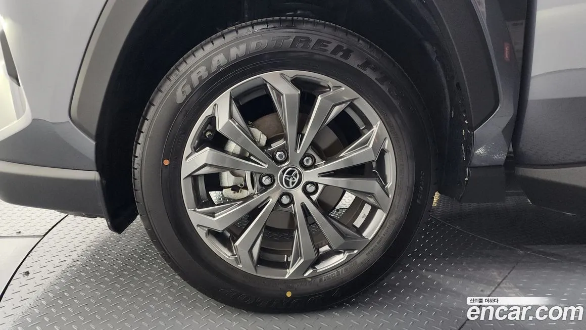 Toyota RAV4 2025 из KR, фото 5