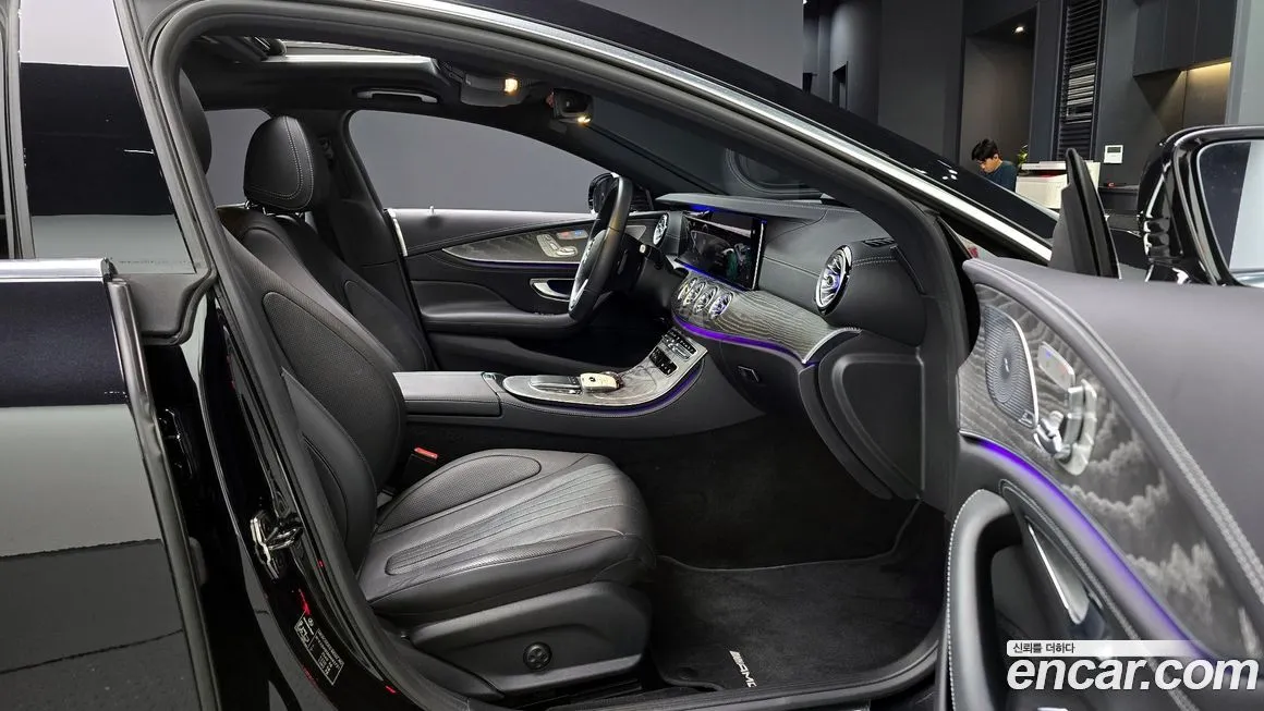 Mercedes-Benz CLS-Class — фото 10